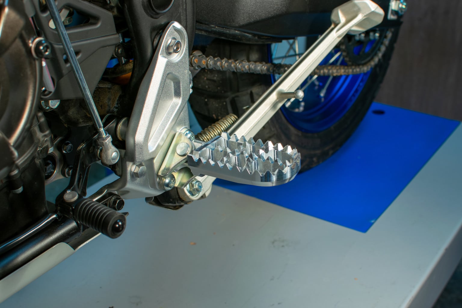 202021 Yamaha Tenere 700 Foot Pegs Rival Components